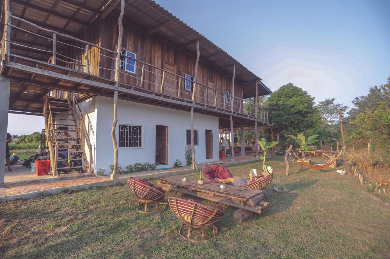 Bonsai Hotel Koh Rong Sanloem Exterior photo